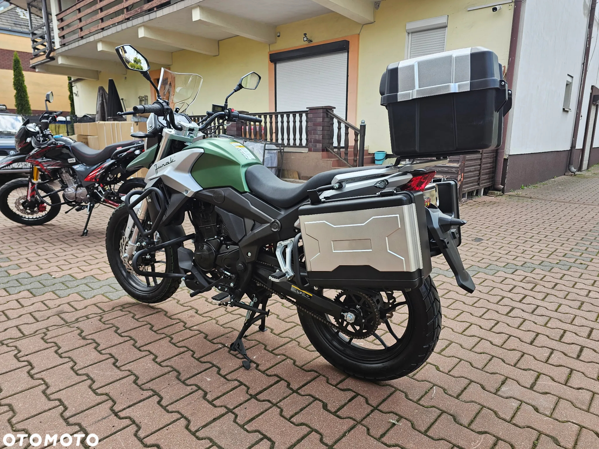 Junak RX One - 6