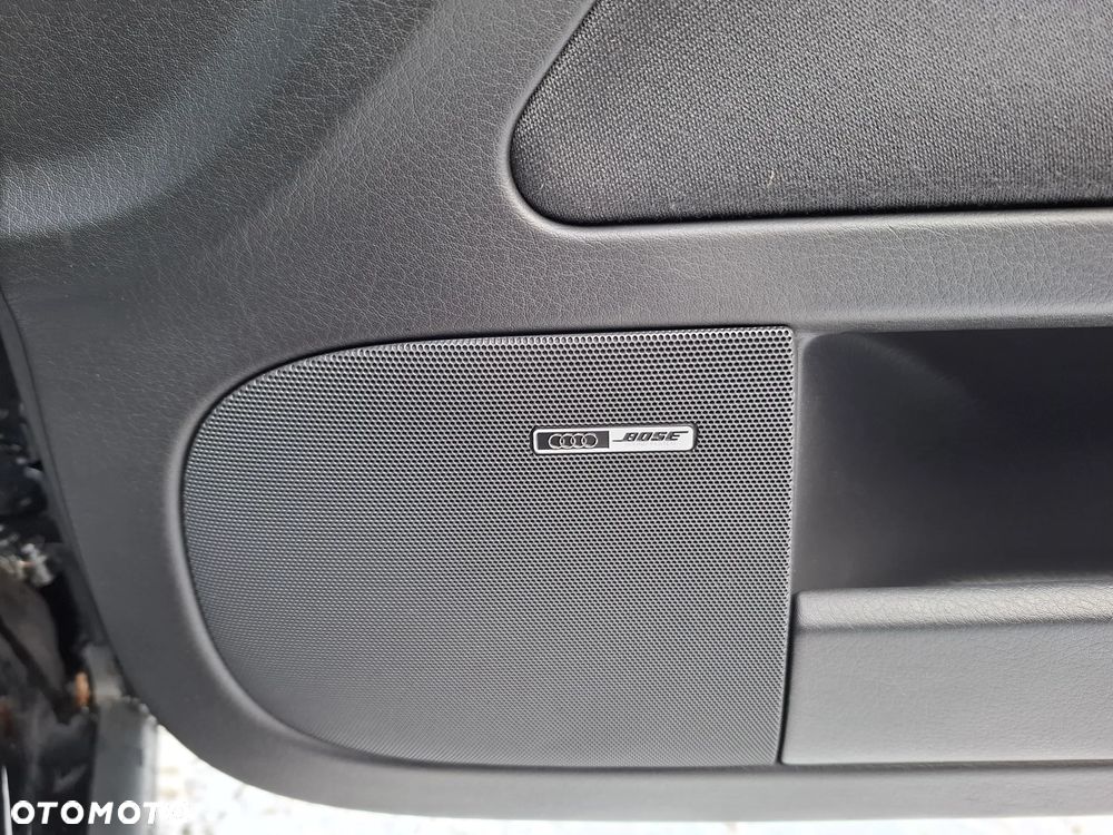 Audi A4 Avant 2.4 - 12