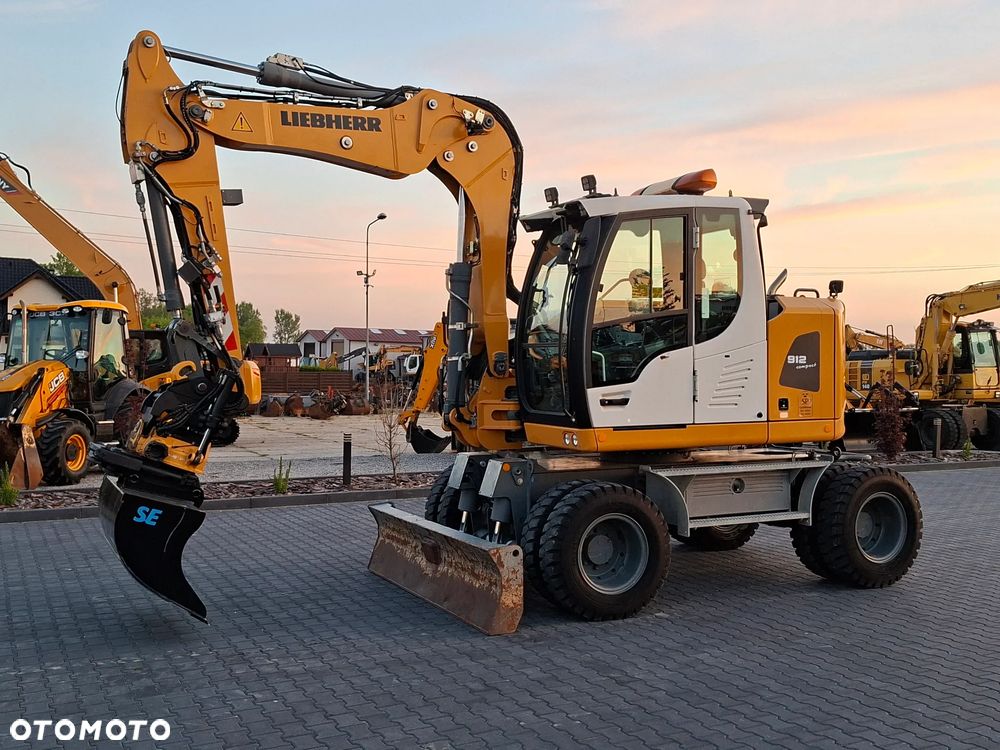 Liebherr A912 ROTOTILT ze szczypcami Super Stan - 1
