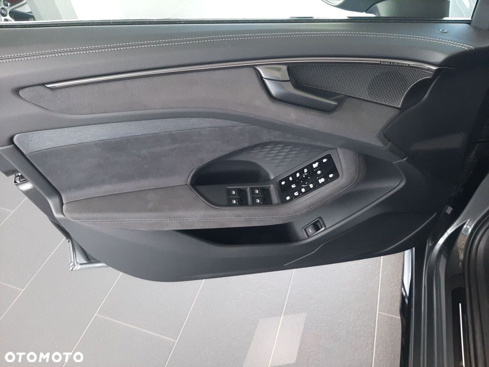 Audi A6 Avant - 11