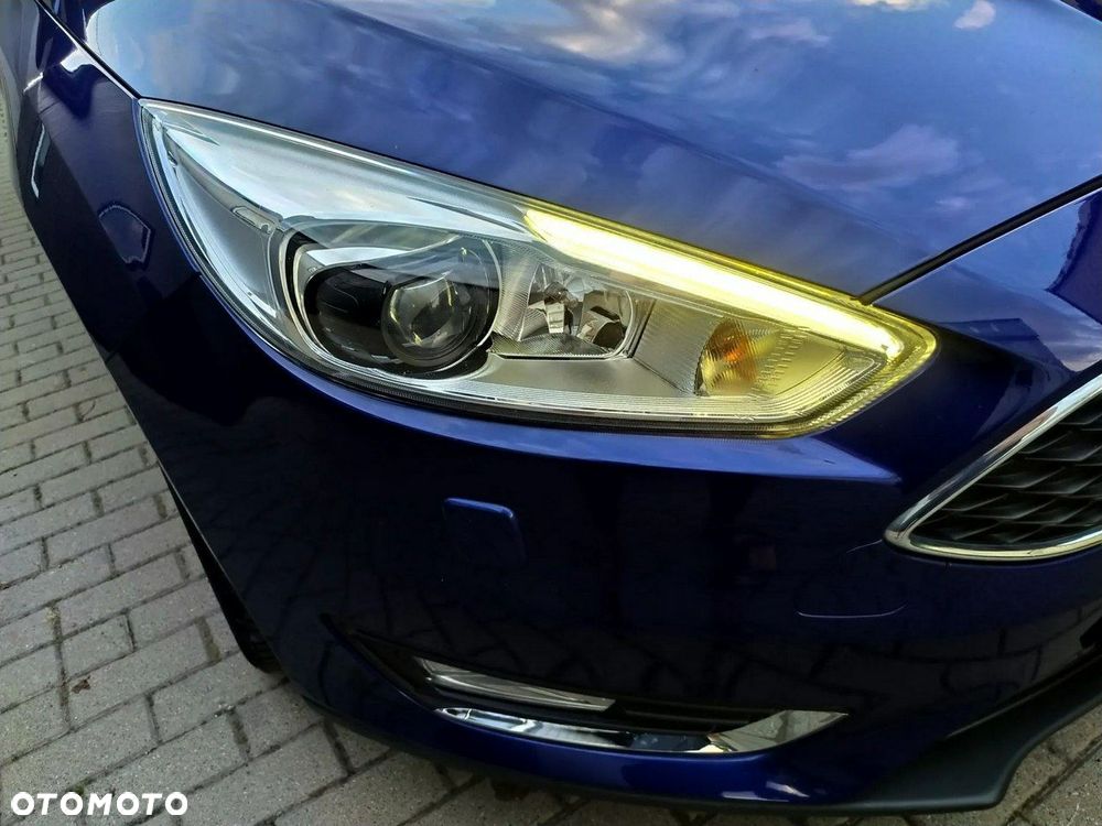 Ford Focus 1.0 EcoBoost Active Business - 11