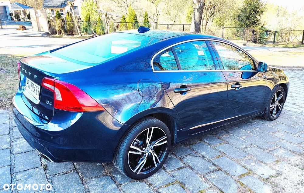 Volvo S60 D4 Drive-E Momentum - 6