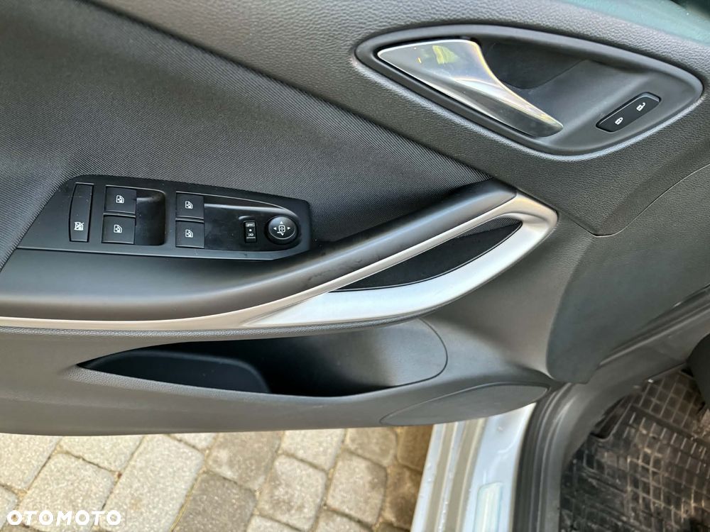 Opel Astra - 17
