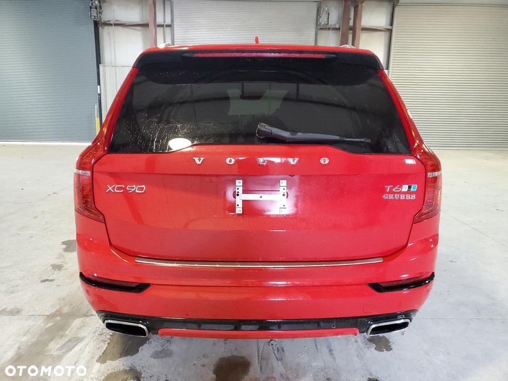 Volvo XC 90 - 6