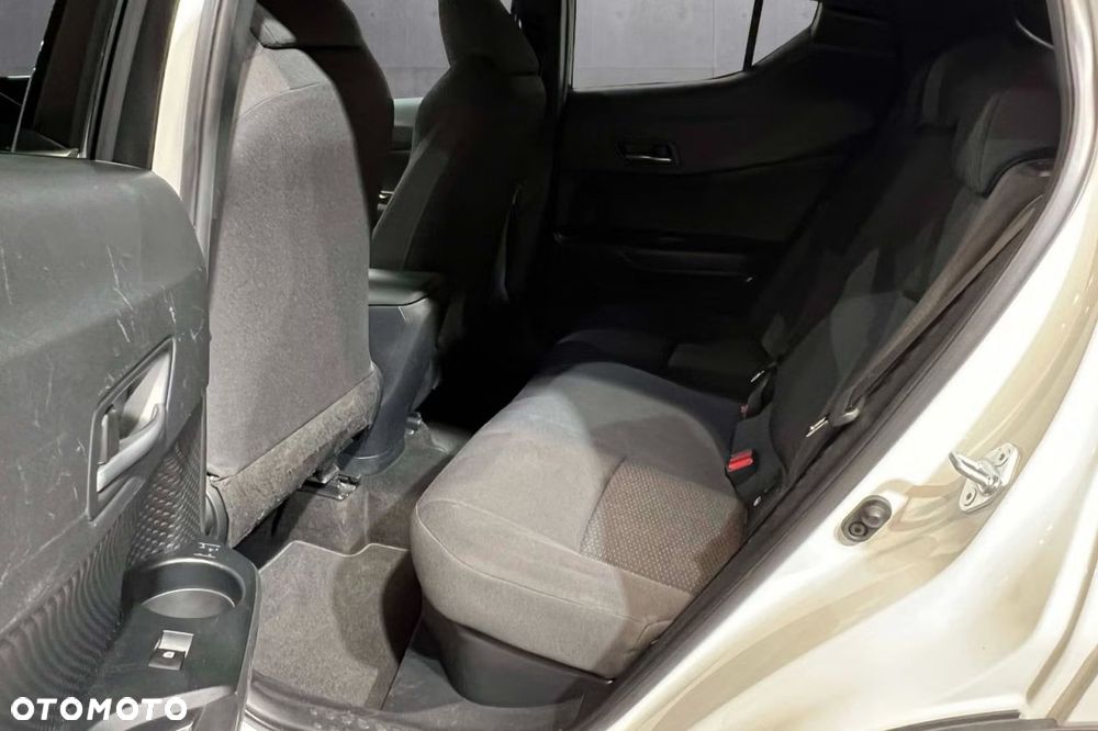 Toyota C-HR Lounge - 26