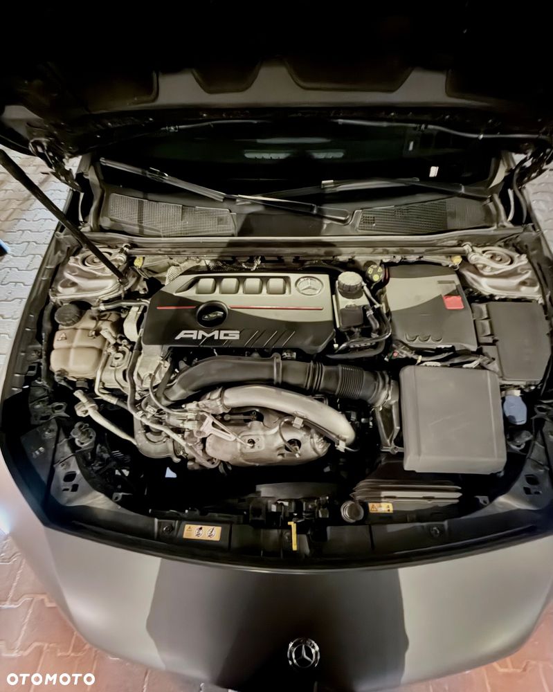 Mercedes-Benz CLA - 13