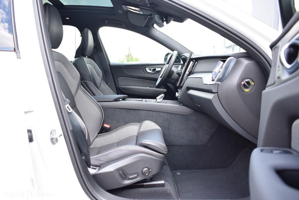 Volvo XC 60 - 24