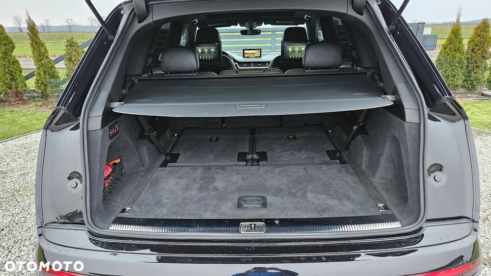 Audi Q7 3.0 TFSI Quattro Tiptr - 12