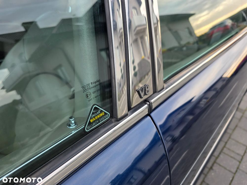 Jaguar Daimler 8 - 14