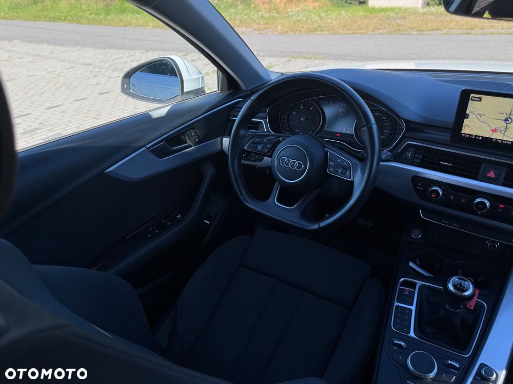 Audi A4 Avant 2.0 TDI DPF S line Sportpaket - 14