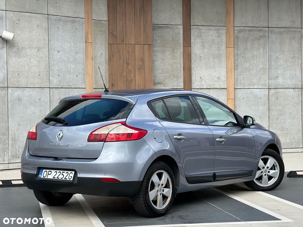 Renault Megane 1.6 16V Color Edition - 3