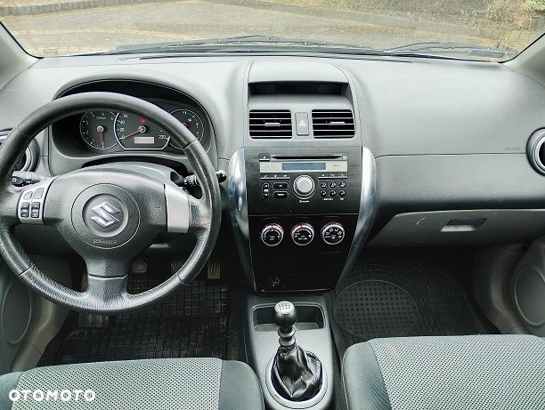 Suzuki SX4 1.9 DDiS 4WD GS / Premium - 13