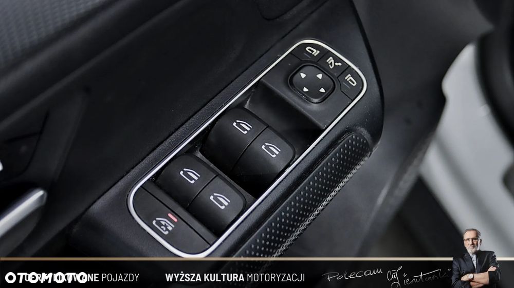 Mercedes-Benz GLA 200 - 28