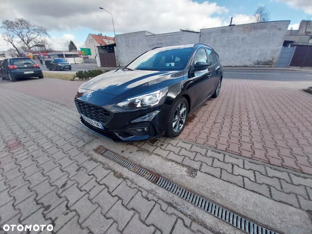 Ford Focus - 1