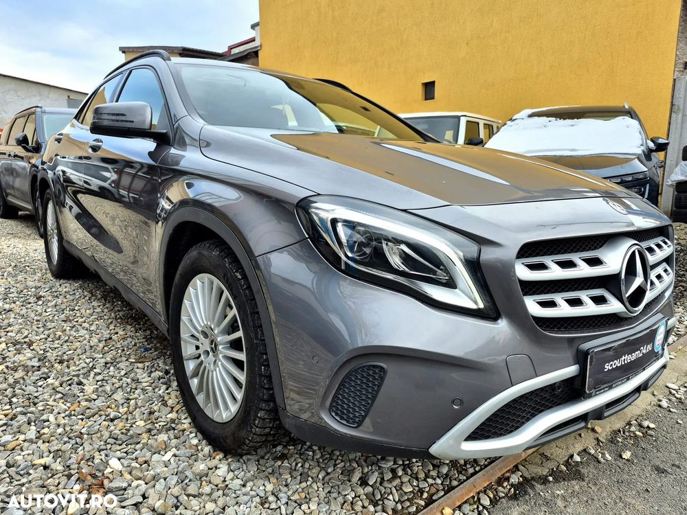Mercedes-Benz GLA 200 d 4MATIC Aut. - 3