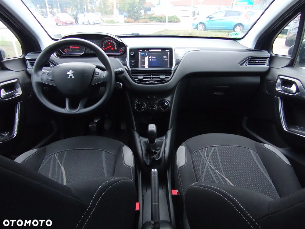Peugeot 208 1.2 VTi Active - 17