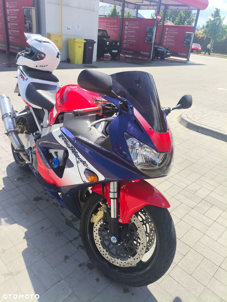Honda CBR - 6