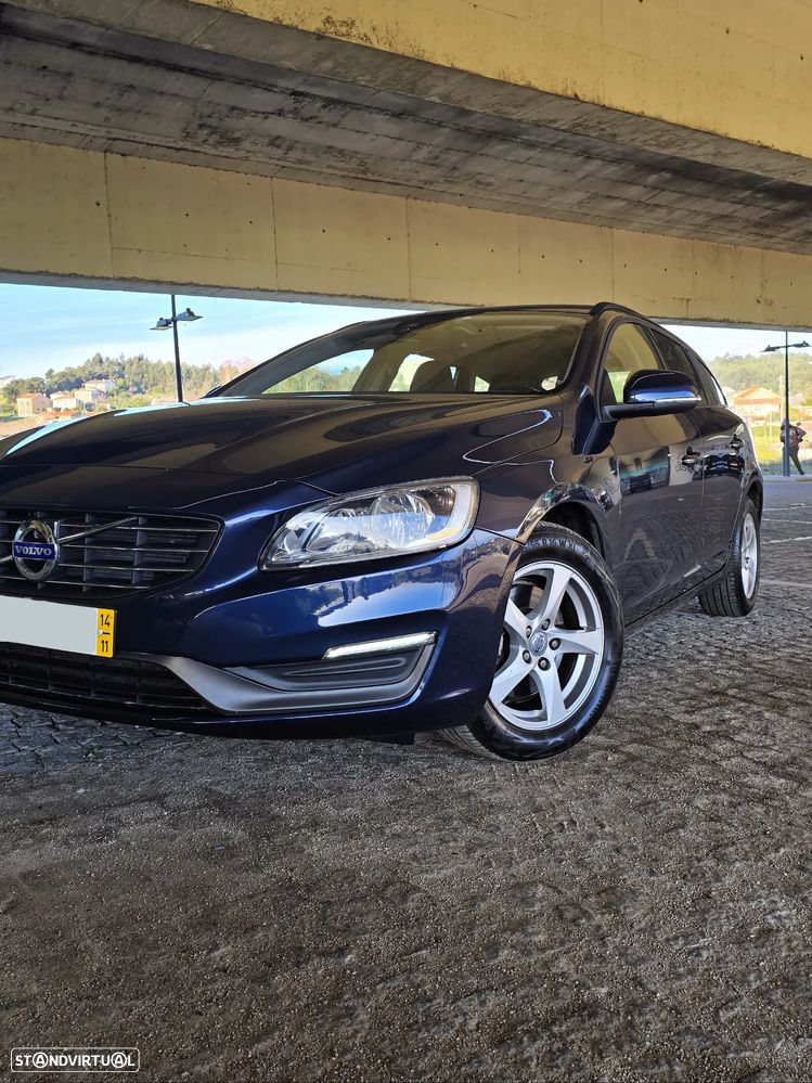 Volvo V60 2.0 D4 Kinetic - 10