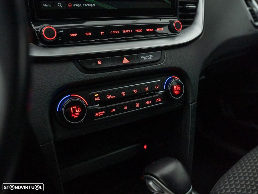 Kia XCeed 1.6 GDi PHEV Tech - 29