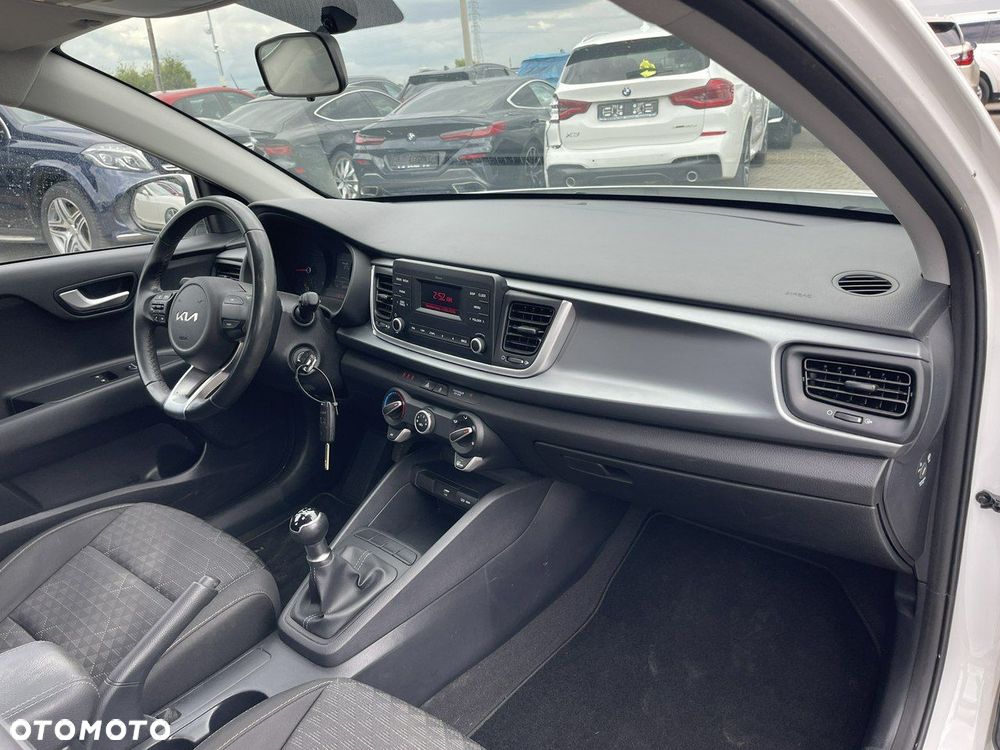 Kia Rio 1.2 M - 9