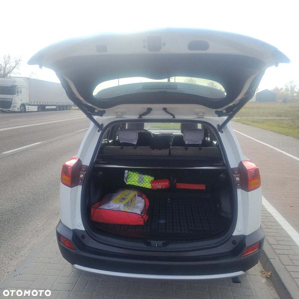 Toyota RAV4 2.0 Premium - 8