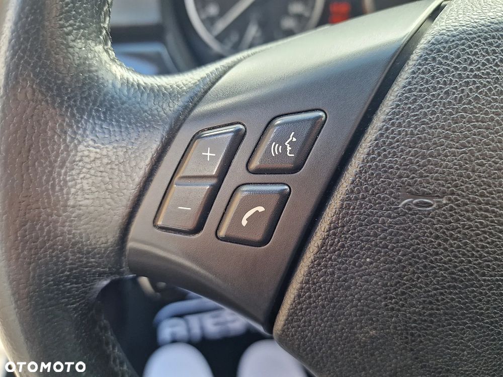 BMW Seria 3 318d DPF Edition Sport - 15