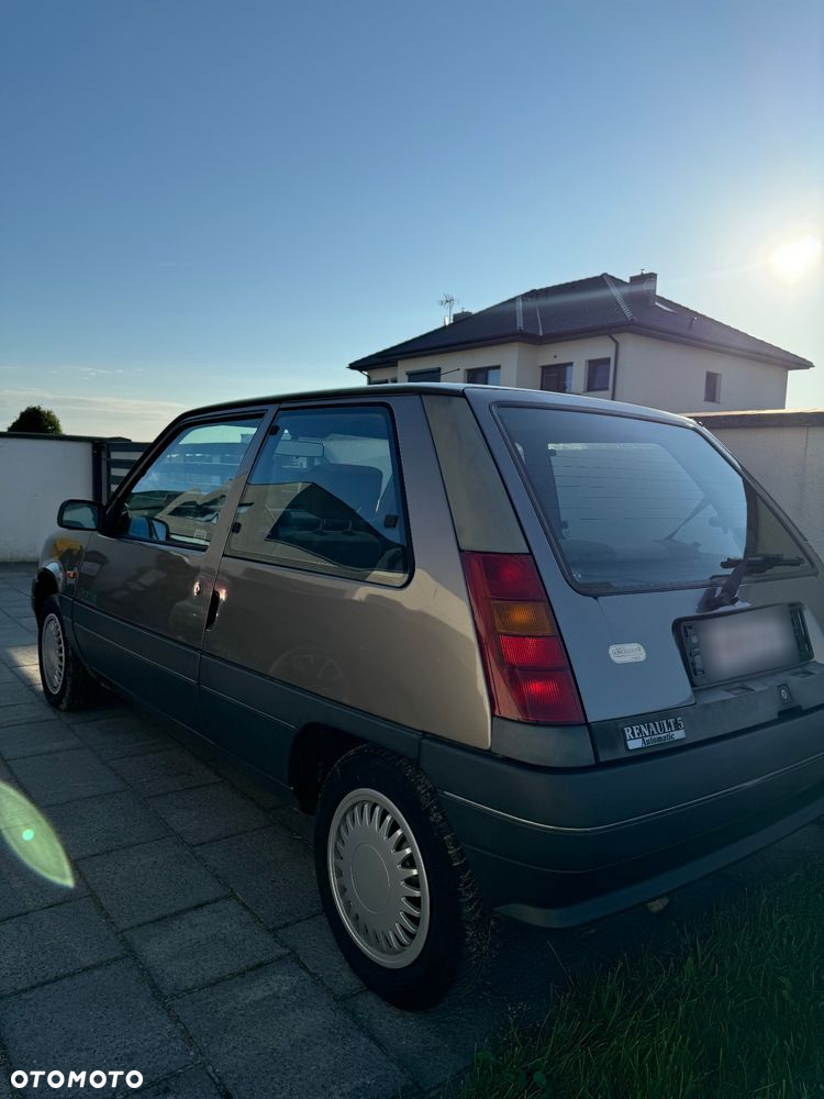Renault 5 - 17