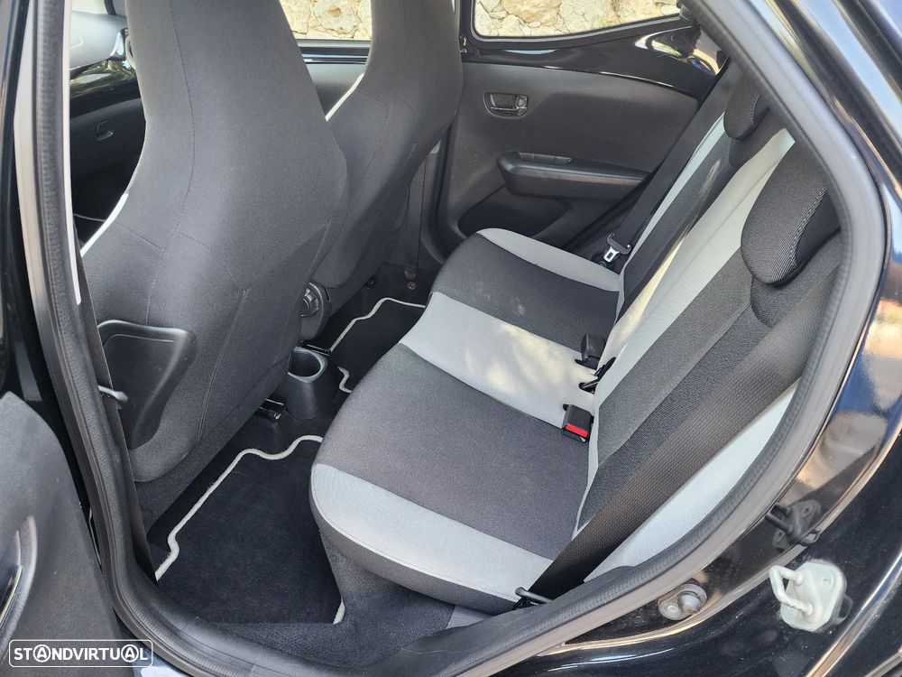 Toyota Aygo 1.0 X-Play+AC+X-Touch - 7