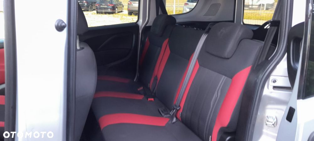 Fiat Doblo 1.4 16V Dynamic - 26