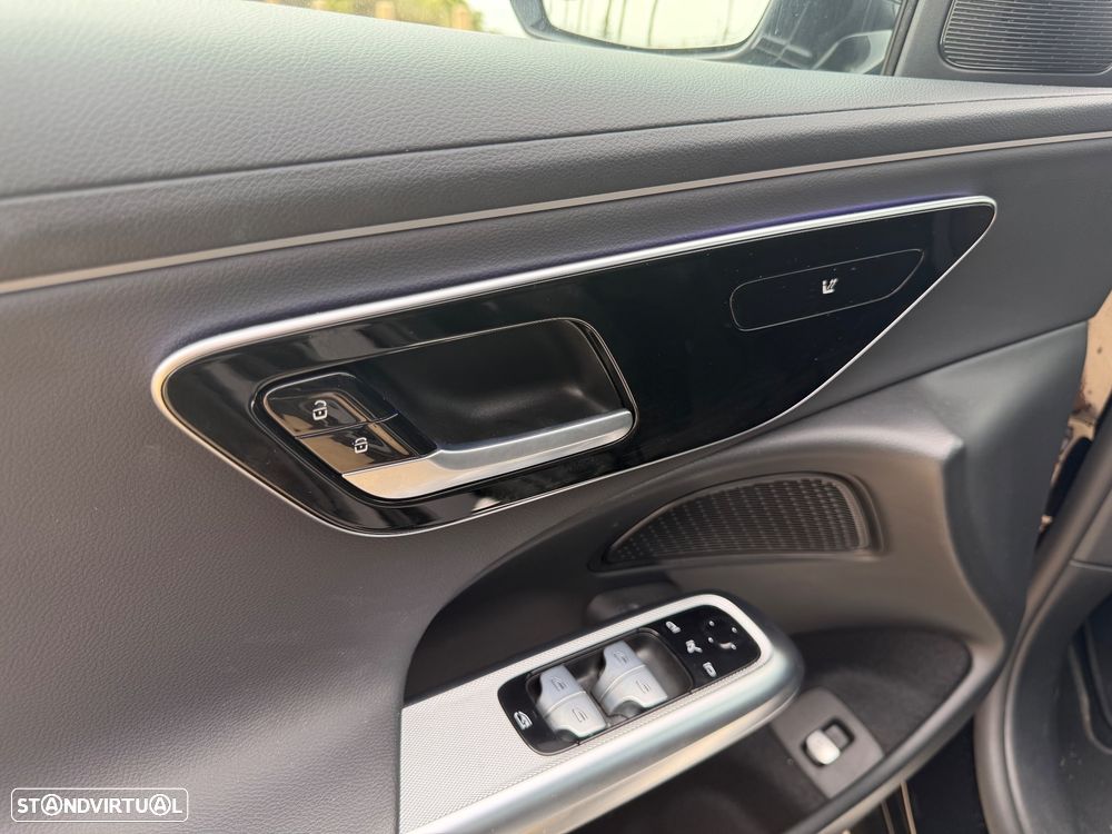 Mercedes-Benz E 220 d - 7