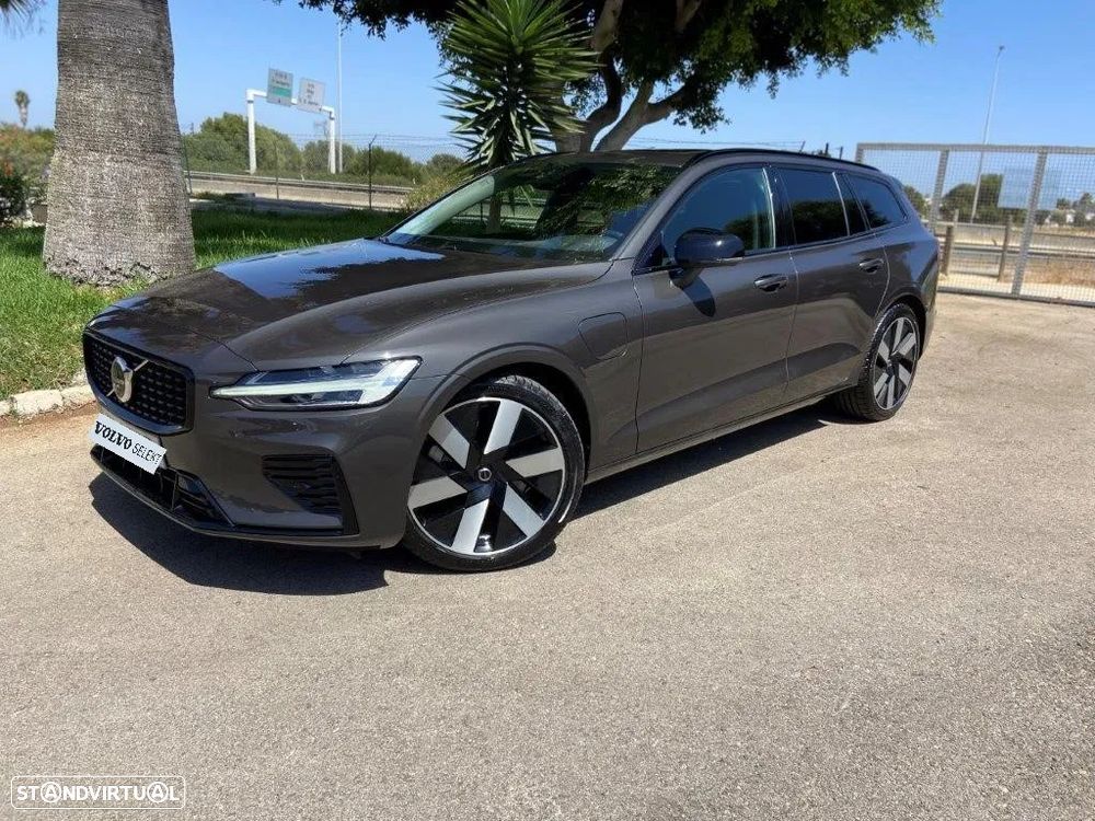 Volvo V60 2.0 T6 AWD TE Plus Dark - 1