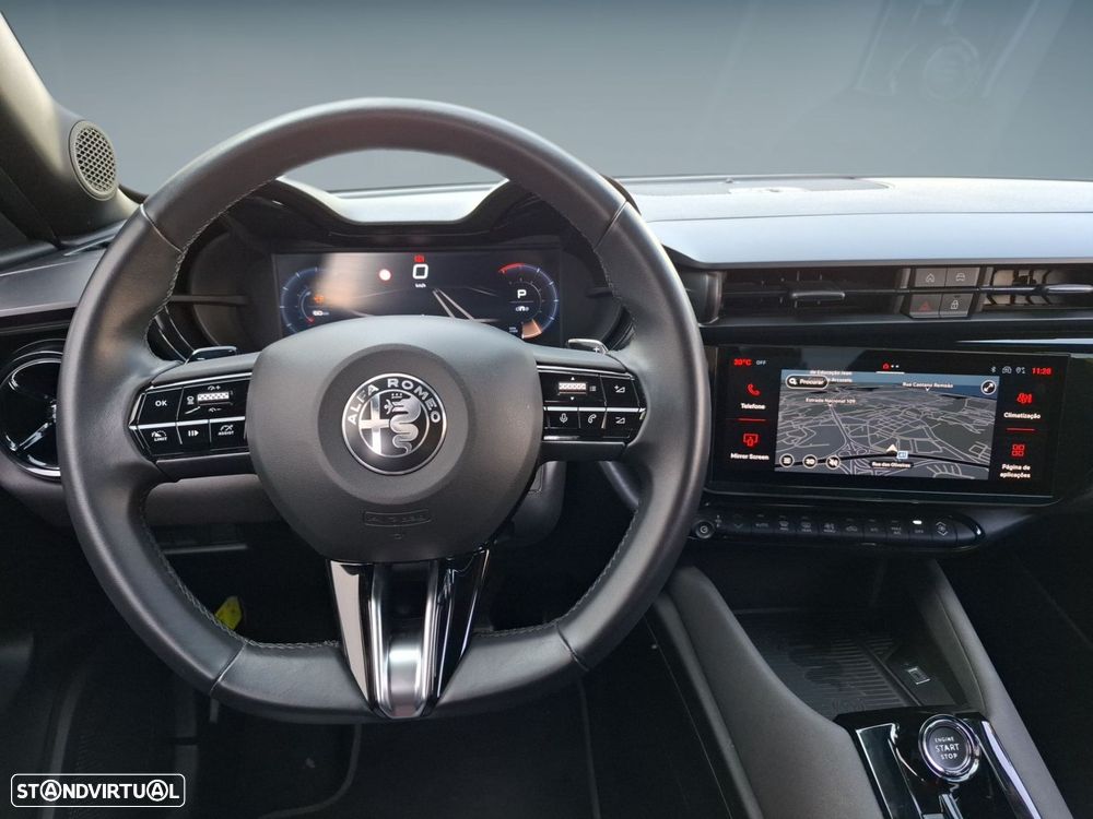 Alfa Romeo Junior 1.2 Speciale eDCT6 - 17