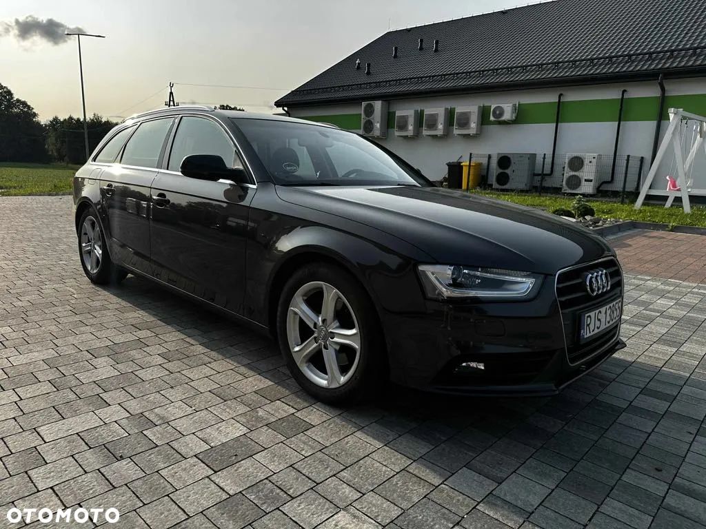 Audi A4 Avant 2.0 TDI ultra DPF Ambition - 1