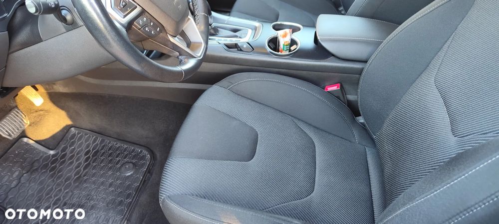 Ford Mondeo 2.0 TDCi Titanium PowerShift - 33