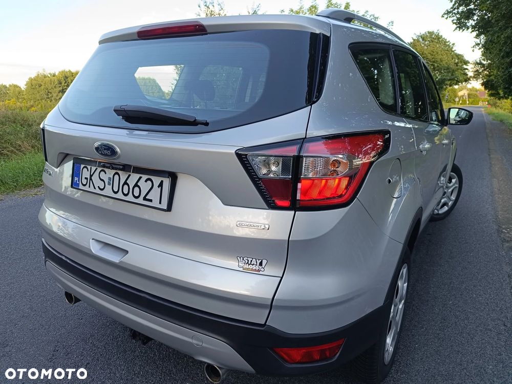 Ford Kuga 1.5 EcoBoost 4x4 Trend - 6