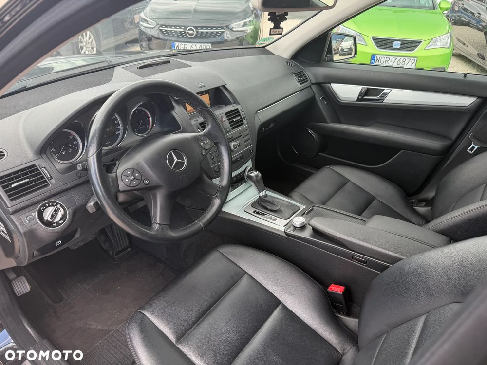 Mercedes-Benz Klasa C 350 CDI DPF 7G-TRONIC Avantgarde - 14