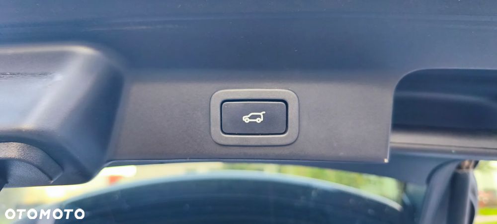 Jaguar F-Pace 2.0 i4D RWD Pure - 34