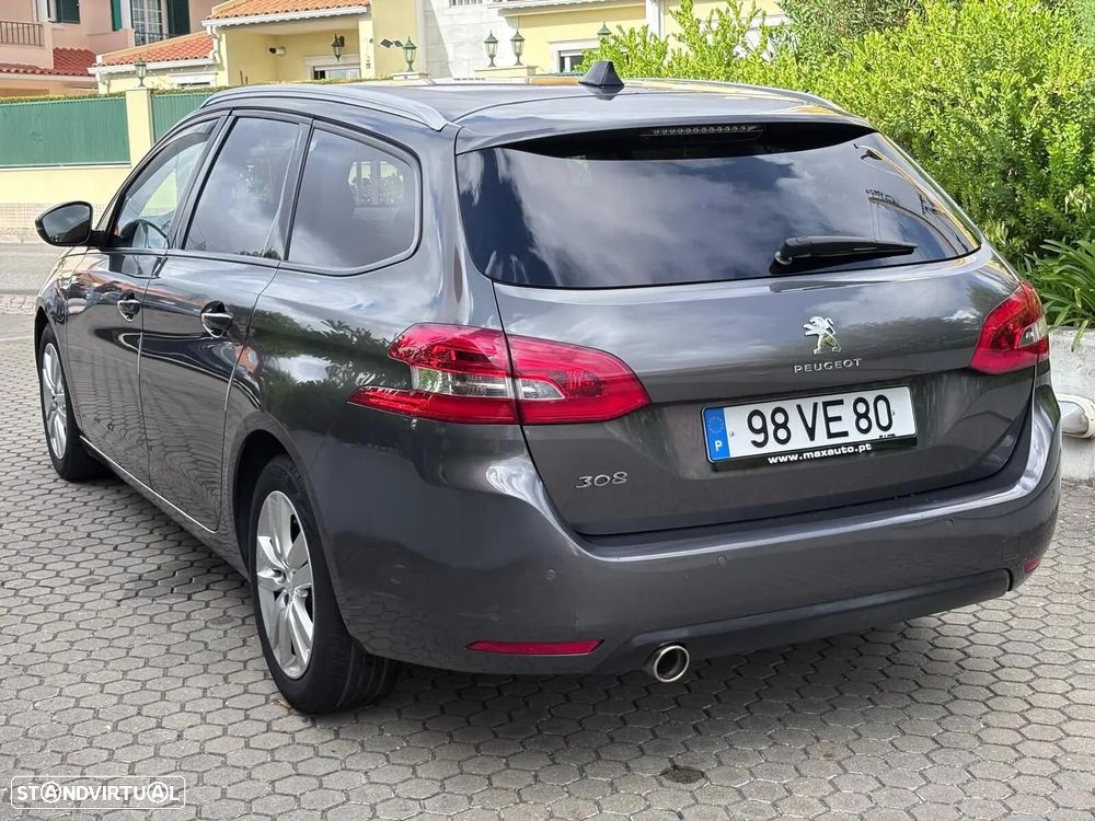 Peugeot 308 SW 1.2 PureTech Style - 23