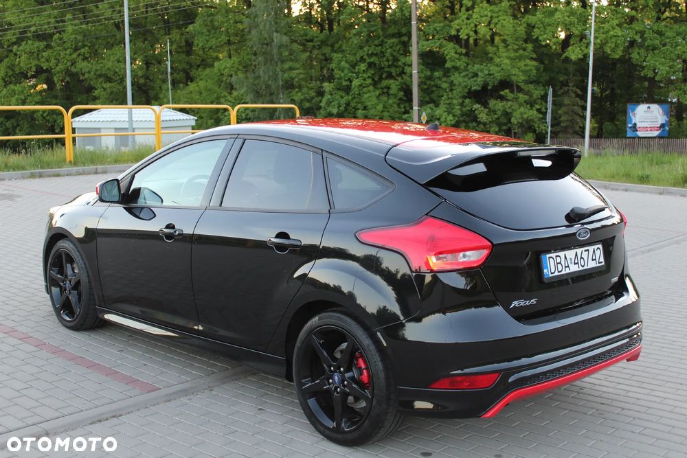 Ford Focus 1.0 EcoBoost Black Edition ASS - 3