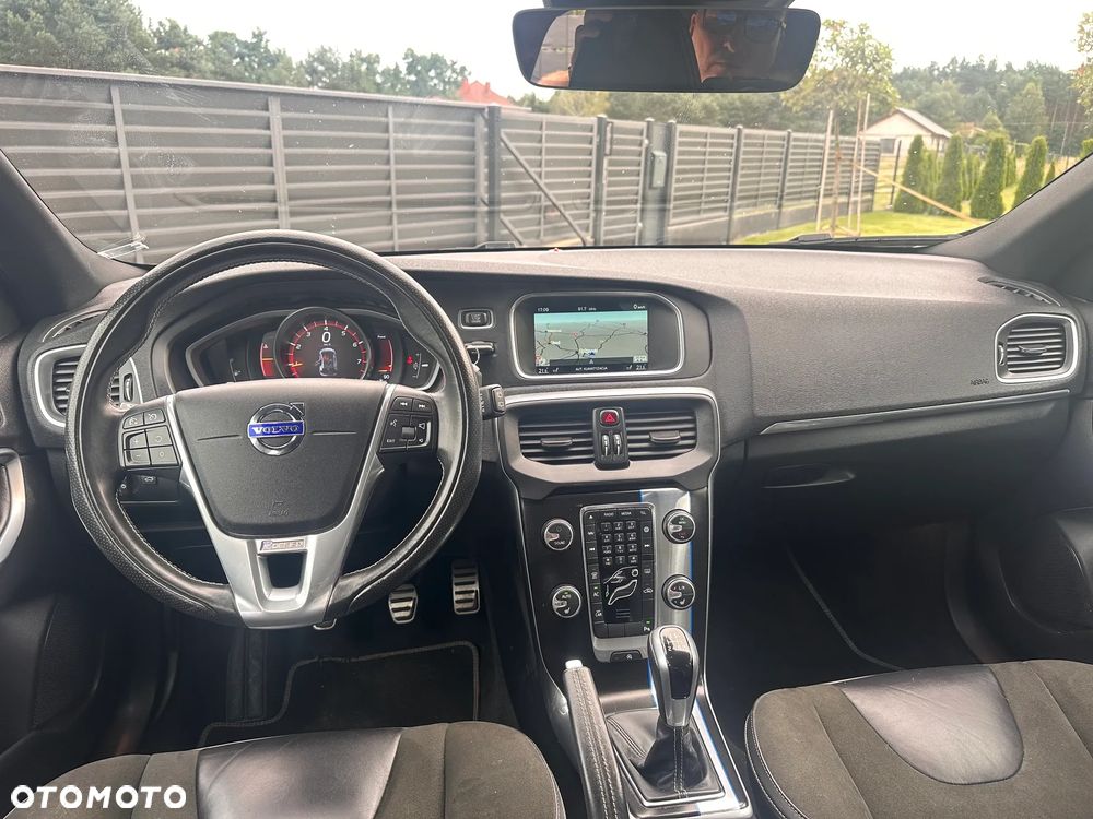 Volvo V40 T2 Drive-E R-Design Momentum - 26
