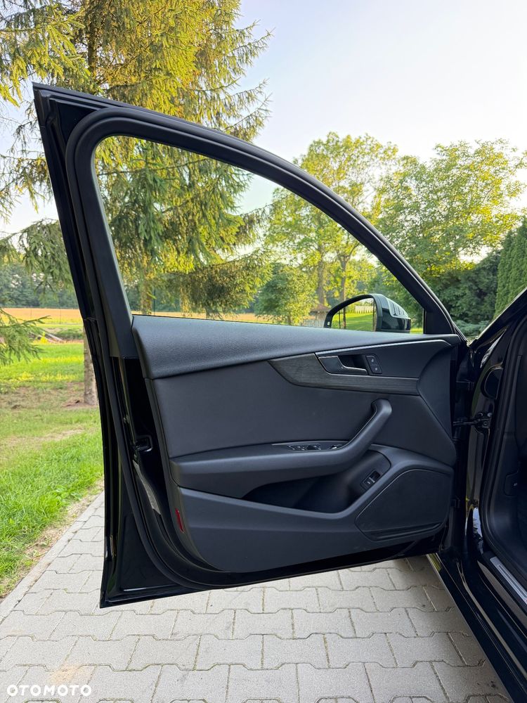 Audi A4 Avant 40 TDI Quattro S Line S tronic - 18