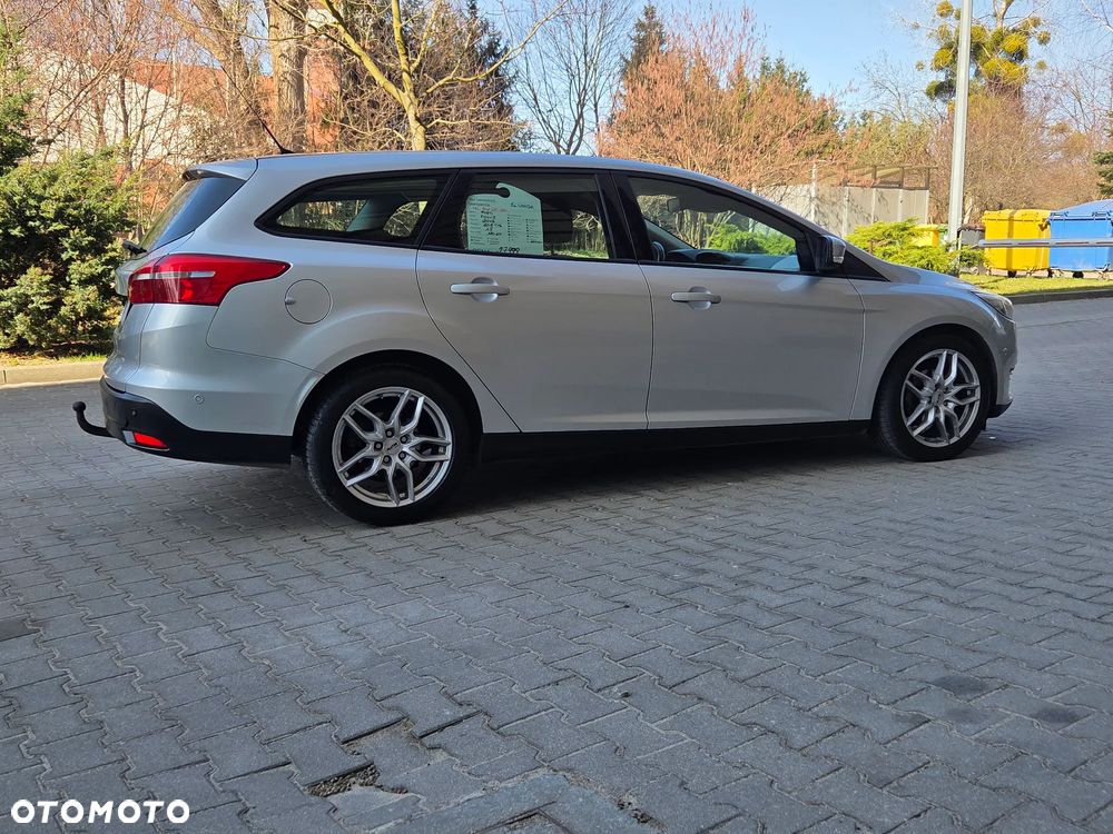 Ford Focus 1.5 TDCi ECOnetic 88g Start-Stopp-System Business - 10