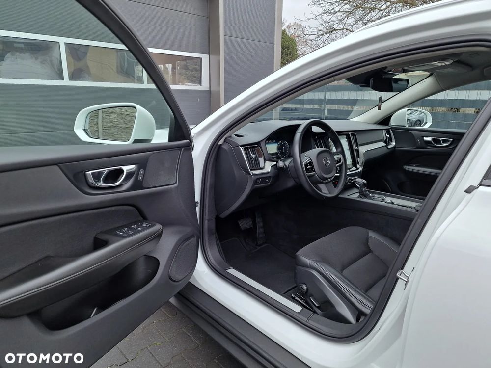 Volvo V60 Cross Country D4 AWD Geartronic - 14