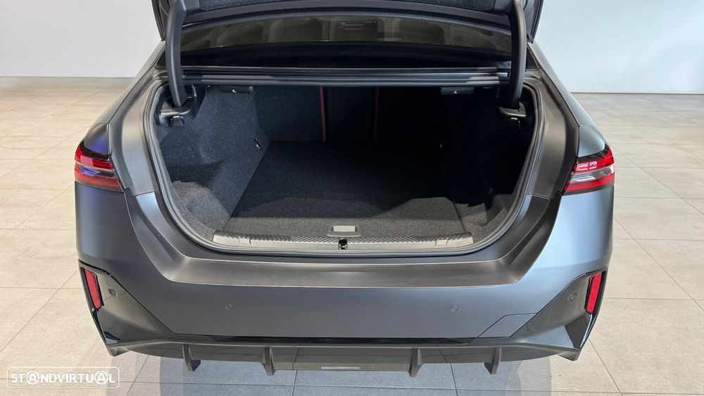 BMW i5 M60 xDrive Pack Desportivo M Pro - 9
