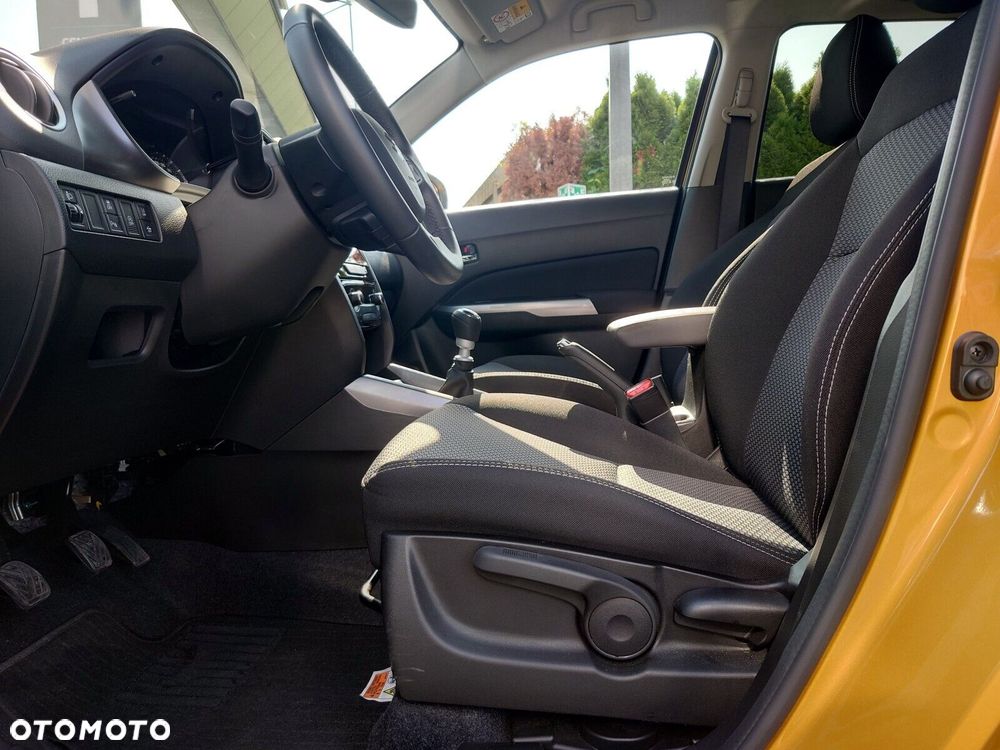 Suzuki Vitara - 12