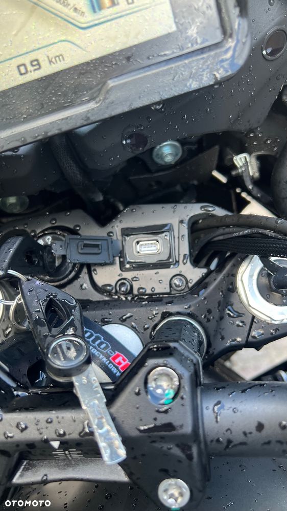 QJMOTOR SRT900SX - 11