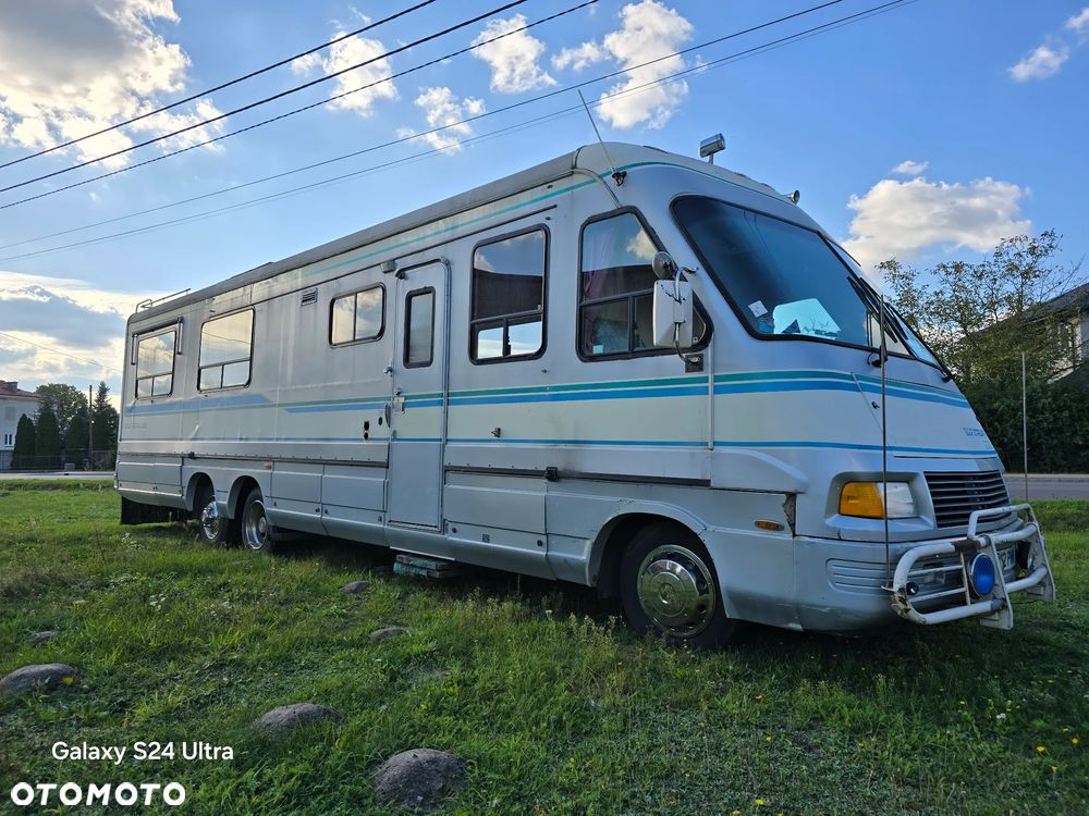 Chevrolet GULF STREAM 2000 OSKOSH WINNEBAGO KAMPER USA XXL DIESEL Cummins 5.9 - 18