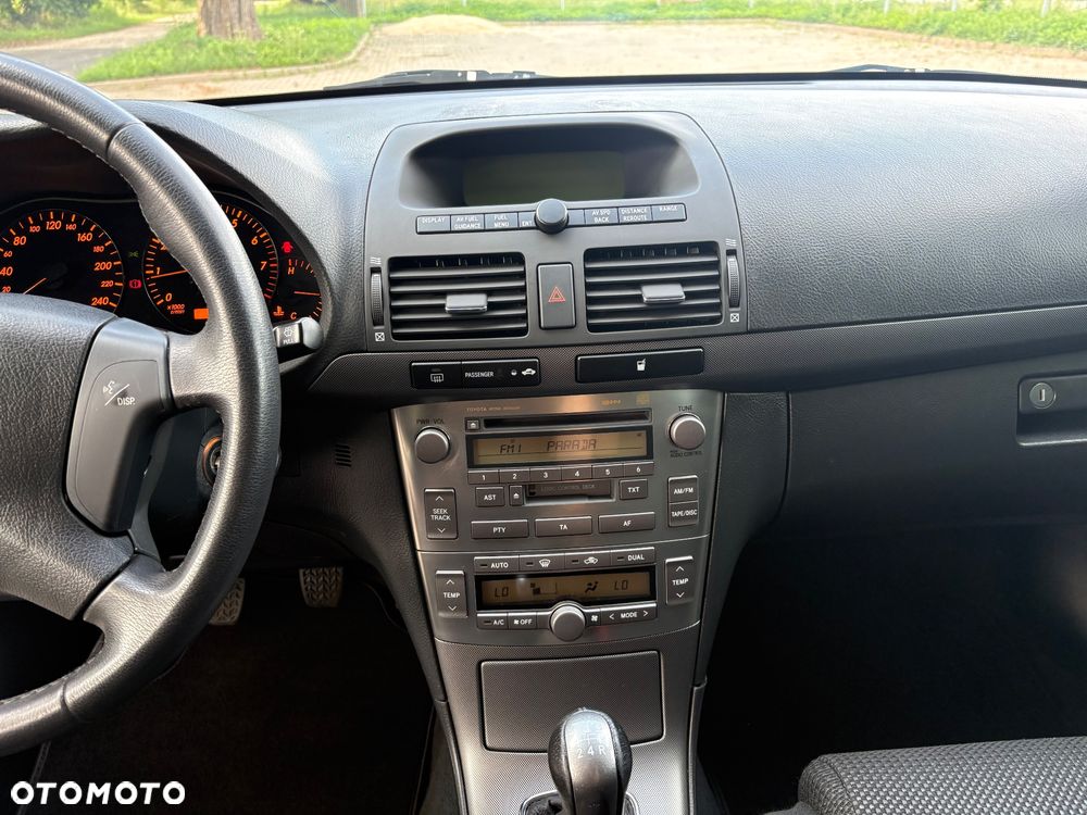 Toyota Avensis 1.8 VVT-i Edition - 37