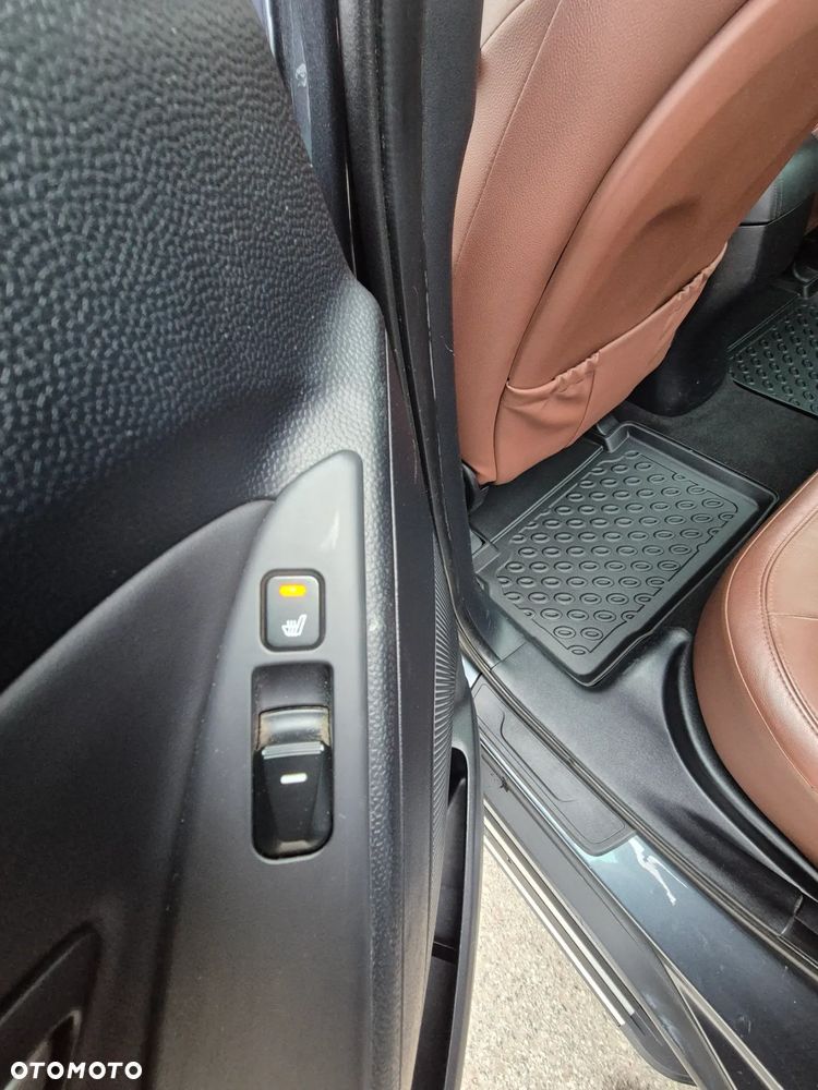 Hyundai ix35 2.0 2WD Style - 32