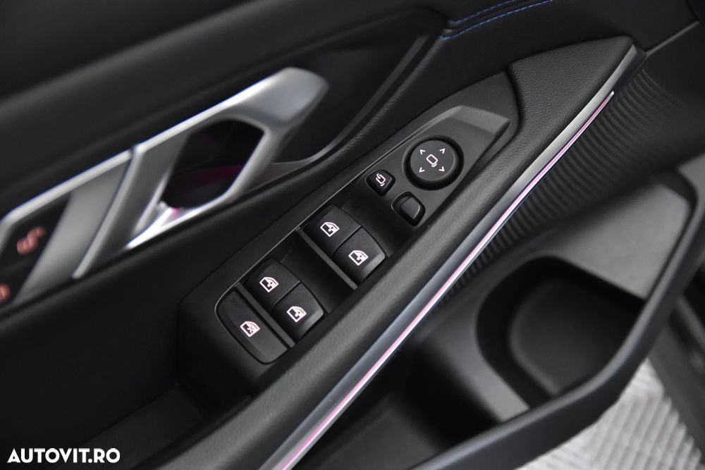 BMW Seria 3 320d xDrive M Sport - 13